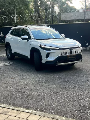 Toyota Cross Híbrida 2025